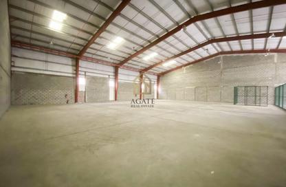 Warehouse - Studio - 1 Bathroom for rent in Hidd - Muharraq Governorate