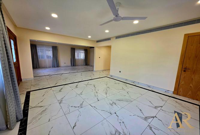 994450 - Property Image 3