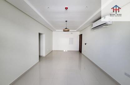 Apartment - 3 Bedrooms - 4 Bathrooms for rent in Hidd - Muharraq Governorate
