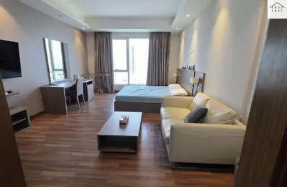 Apartment - Studio - 1 Bathroom for rent in Sanabis - Manama - Capital Governorate
