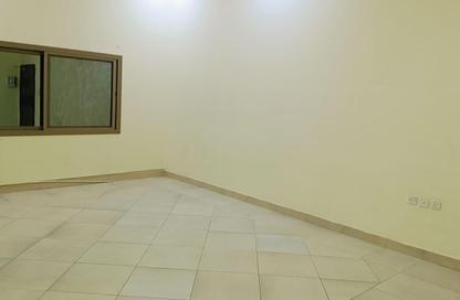 Apartment - 3 Bedrooms - 3 Bathrooms for rent in Tubli - Central Governorate