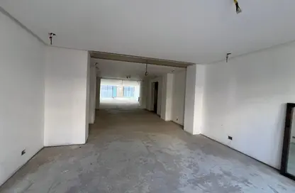 متجر - استوديو - 2 حمامات للايجار في جرداب - المحافظة الوسطى