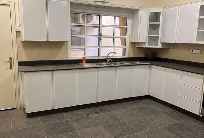 56422855 - Property Image 2