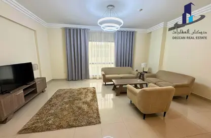 Apartment - 2 Bedrooms - 2 Bathrooms for rent in Al Juffair - Capital Governorate