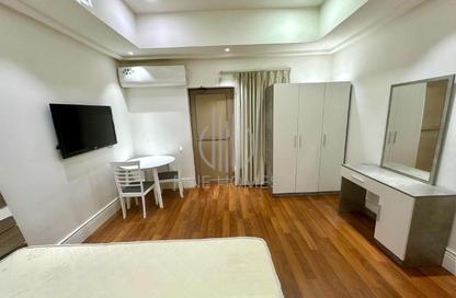 Apartment - Studio - 1 Bathroom for rent in Segaya - Manama - Capital Governorate