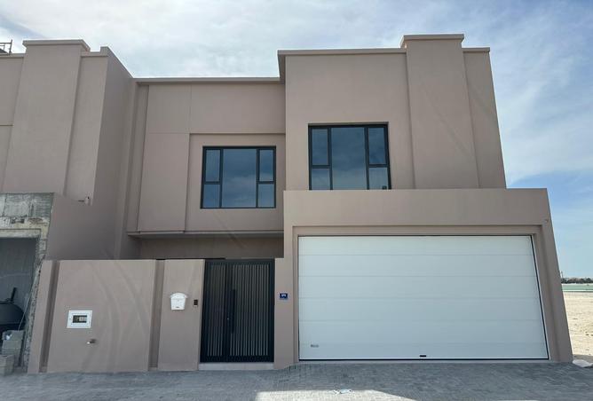 Villa - 4 Bedrooms - 6 Bathrooms for sale in Arad - Muharraq Governorate Villa - 4 Bedrooms - 6 Bathrooms for sale in Arad - Muharraq Governorate