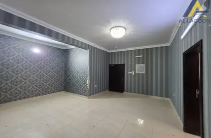 Apartment - 2 Bedrooms - 2 Bathrooms for sale in Jid Ali - Central Governorate