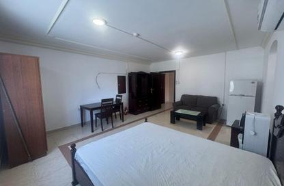 Apartment - Studio - 1 Bathroom for rent in Al Juffair - Capital Governorate