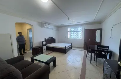 Apartment - Studio - 1 Bathroom for rent in Al Juffair - Capital Governorate