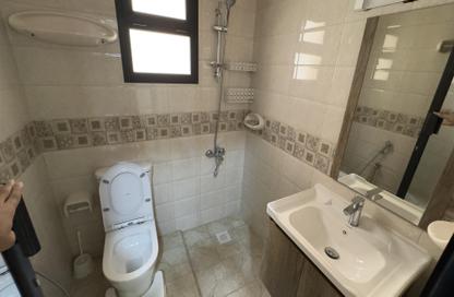 Apartment - 3 Bedrooms - 2 Bathrooms for rent in Sanad - Central Governorate