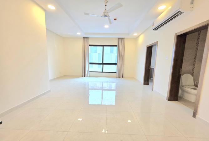 52038435 - Property Main Image