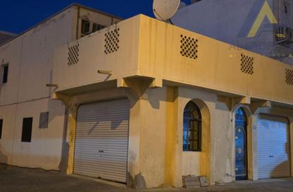Villa - 5 - 3 for rent in Isa Town - Central Governorate Villa - 5 - 3 for rent in Isa Town - Central Governorate