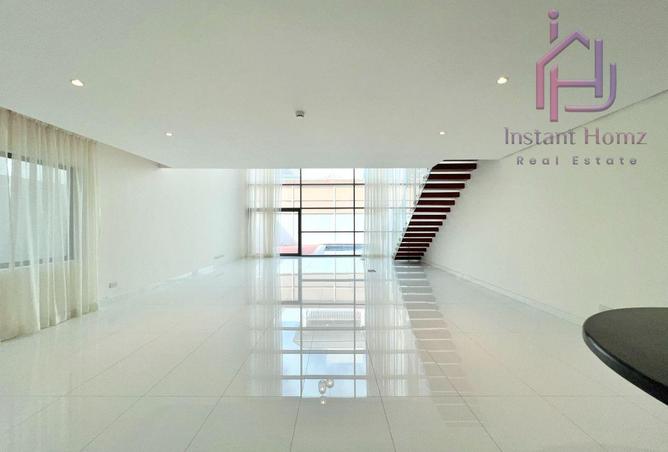 993141 - Property Image 2