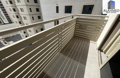 Apartment - 2 Bedrooms - 3 Bathrooms for rent in Al Juffair - Capital Governorate