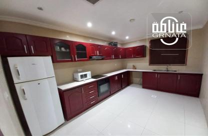 Apartment - 3 Bedrooms - 3 Bathrooms for rent in Al Juffair - Capital Governorate