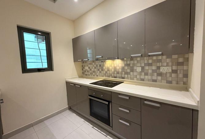 1000482 - Property Image 3