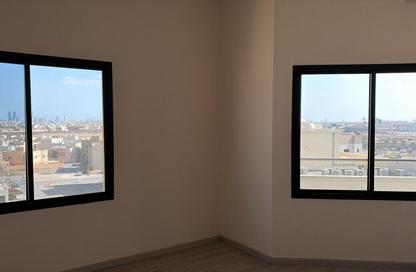 Apartment - 3 Bedrooms - 3 Bathrooms for rent in Bu Quwah - Northern Governorate