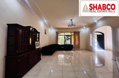 Villa - 3 Bedrooms - 4 Bathrooms for rent in Zinj - Manama - Capital Governorate