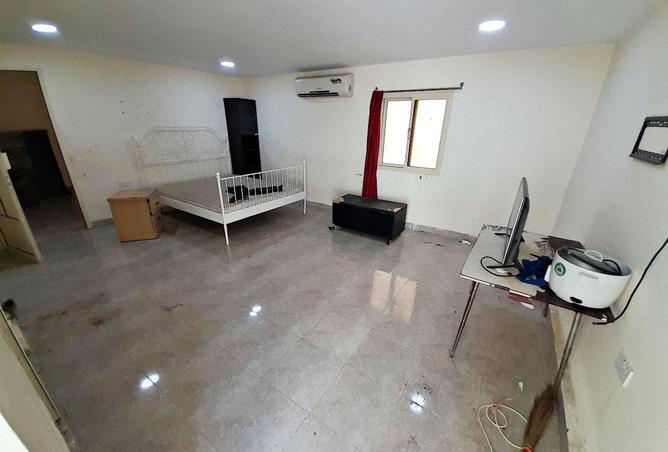 54069404 - Property Main Image