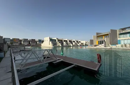 فيلا - 3 غرف نوم - 4 حمامات للبيع في النسيم - ديار المحرق - المحرق