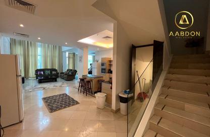 Apartment - 3 Bedrooms - 3 Bathrooms for rent in Al Juffair - Capital Governorate