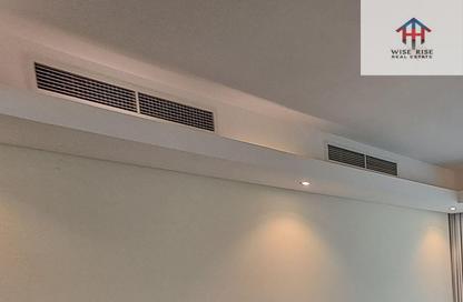 Apartment - 2 Bedrooms - 3 Bathrooms for rent in Busaiteen - Muharraq Governorate
