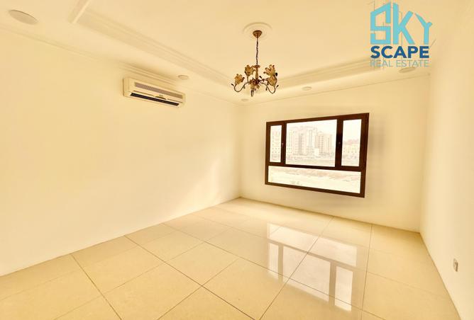 AFFORDABLE | EASY ACCESS | AMPLE PARKINGS – pohled 3