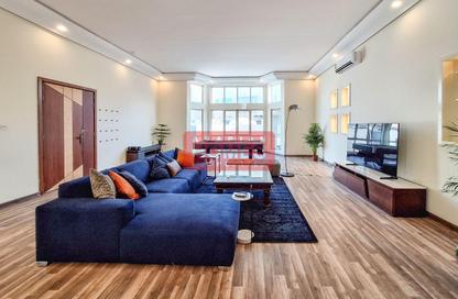 Apartment - 3 Bedrooms - 3 Bathrooms for rent in Al Juffair - Capital Governorate Apartment - 3 Bedrooms - 3 Bathrooms for rent in Al Juffair - Capital Governorate