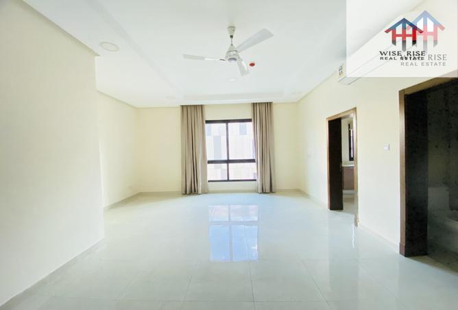 1000244 - Property Image 3