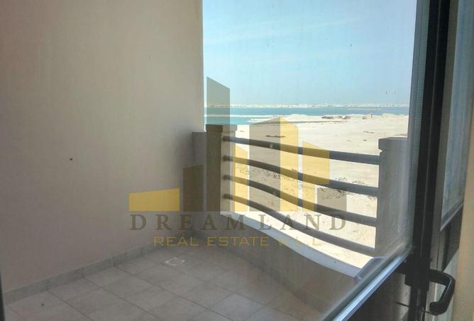 1001944 - Property Image 2