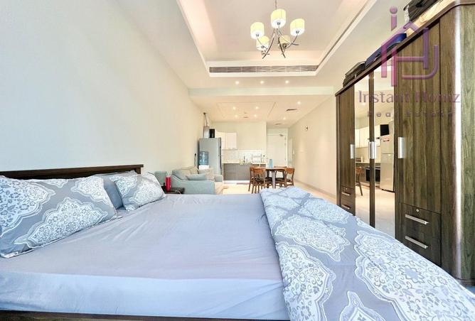 998836 - Property Image 2