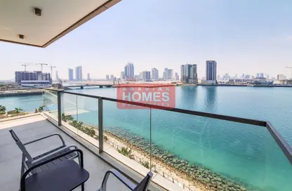 Apartment - 2 Bedrooms - 3 Bathrooms for rent in Reef Island - Capital Governorate