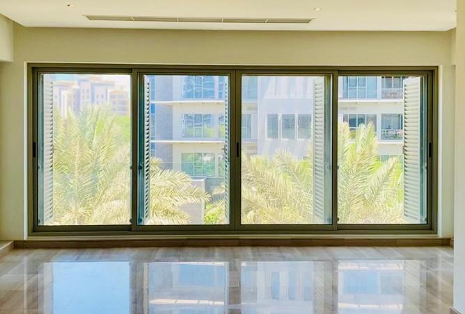 986279 - Property Image 2