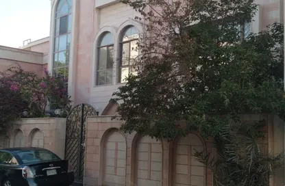 فيلا - 8 غرف نوم - 8 حمامات للبيع في المحرق - المحرق