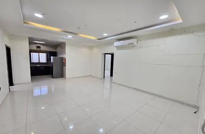 شقة - 3 غرف نوم - 3 حمامات للايجار في سار - المحافظة الشمالية