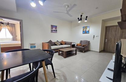 Apartment - 2 Bedrooms - 2 Bathrooms for rent in Um Al Hasam - Manama - Capital Governorate