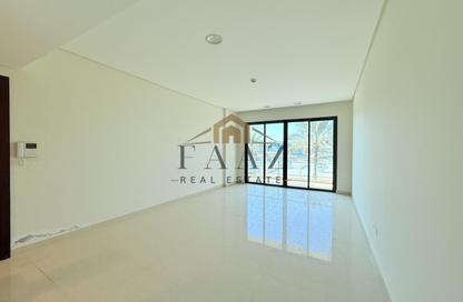 Apartment - 1 Bedroom - 2 Bathrooms for rent in Reef Island - Capital Governorate Apartment - 1 Bedroom - 2 Bathrooms for rent in Reef Island - Capital Governorate