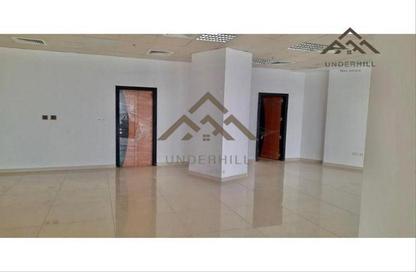 Office Space - Studio - 2 Bathrooms for rent in Khamis - Northern Governorate