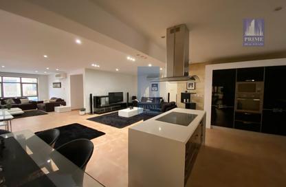 Apartment - 3 - 3 for rent in Al Juffair - Capital Governorate