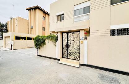 Office Space - Studio - 4 Bathrooms for rent in Um Al Hasam - Manama - Capital Governorate
