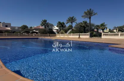 مجمع سكني - 4 غرف نوم - 5 حمامات للايجار في سار - المحافظة الشمالية