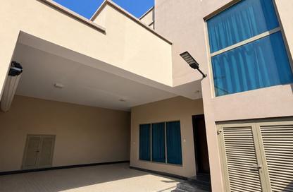 Villa - 4 - 5 for sale in Diyar Al Muharraq - Muharraq Governorate