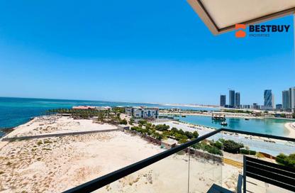 Apartment - 2 Bedrooms - 3 Bathrooms for rent in Reef Island - Capital Governorate