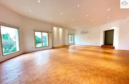 Villa - 4 Bedrooms - 3 Bathrooms for rent in Janabiya - Northern Governorate