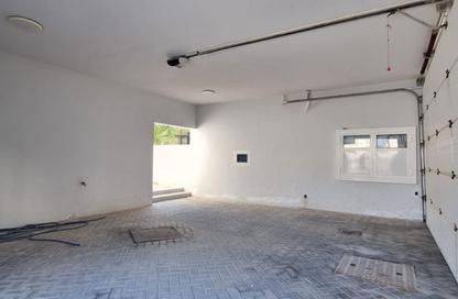 Villa - 5 Bedrooms - 7 Bathrooms for sale in Budaiya - Northern Governorate