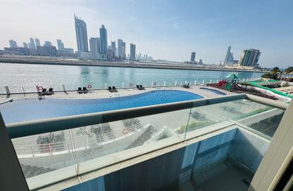 Apartment - 2 Bedrooms - 3 Bathrooms for rent in Reef Island - Capital Governorate
