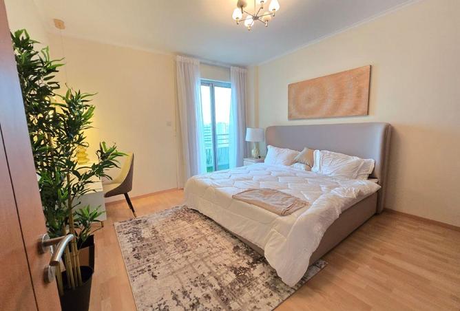 998636 - Property Image 2