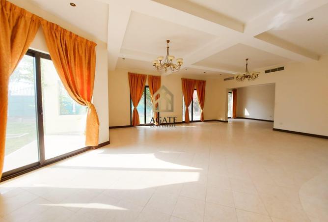 52275449 - Property Image 3