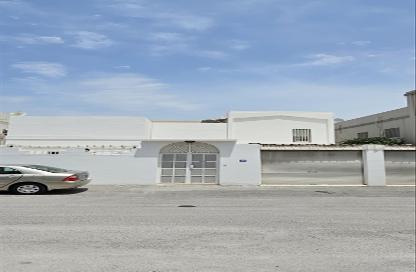 Villa - 3 Bedrooms - 4 Bathrooms for rent in Bu Kowarah - Riffa - Southern Governorate