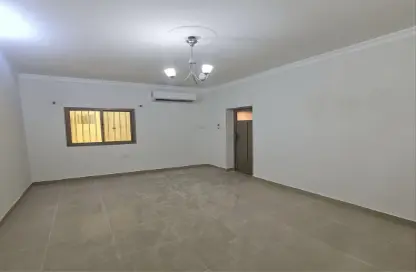 Apartment - 3 Bedrooms - 3 Bathrooms for rent in Jid Ali - Central Governorate